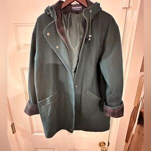 Herman Kay Women’s long Coat. Size 12. Wool-blend green w plaid hood